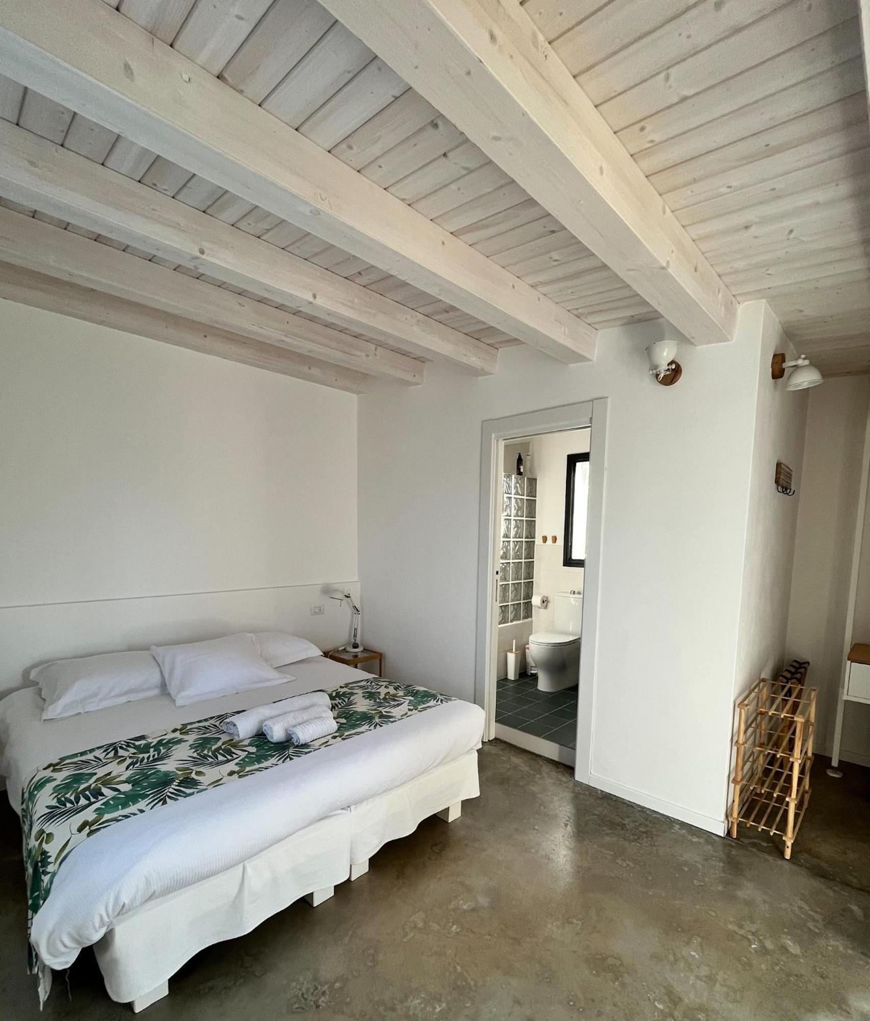 Mayana Sicily - The Suites Santa Maria del Focallo Esterno foto